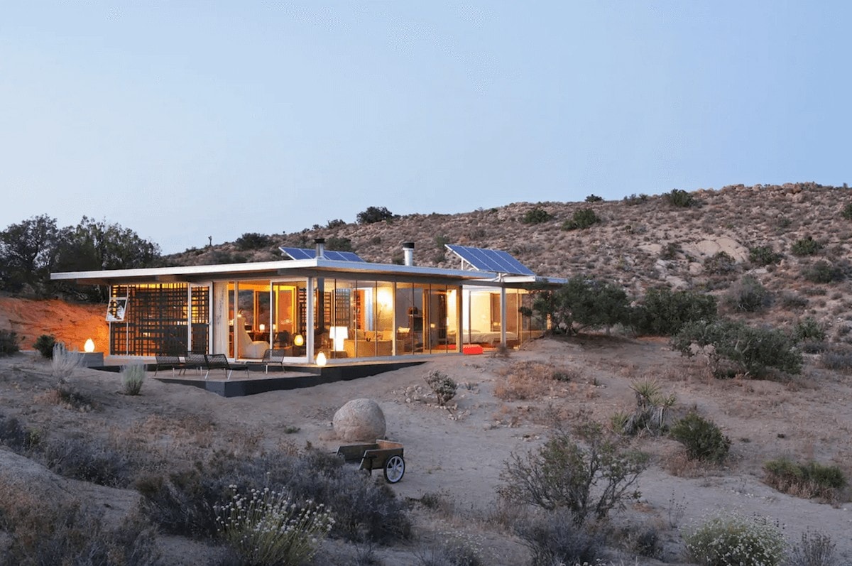 Off-Grid itHouse Joshua Tree