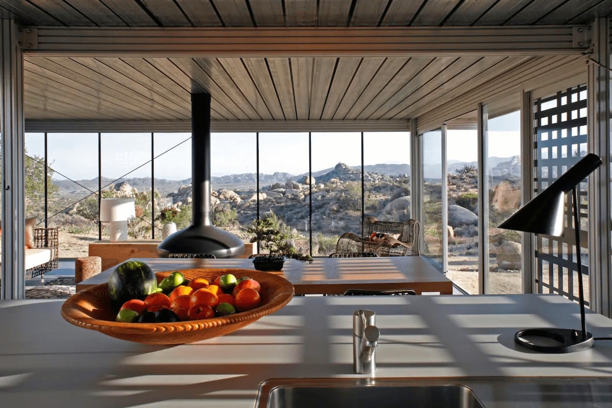 Off-Grid itHouse Joshua Tree