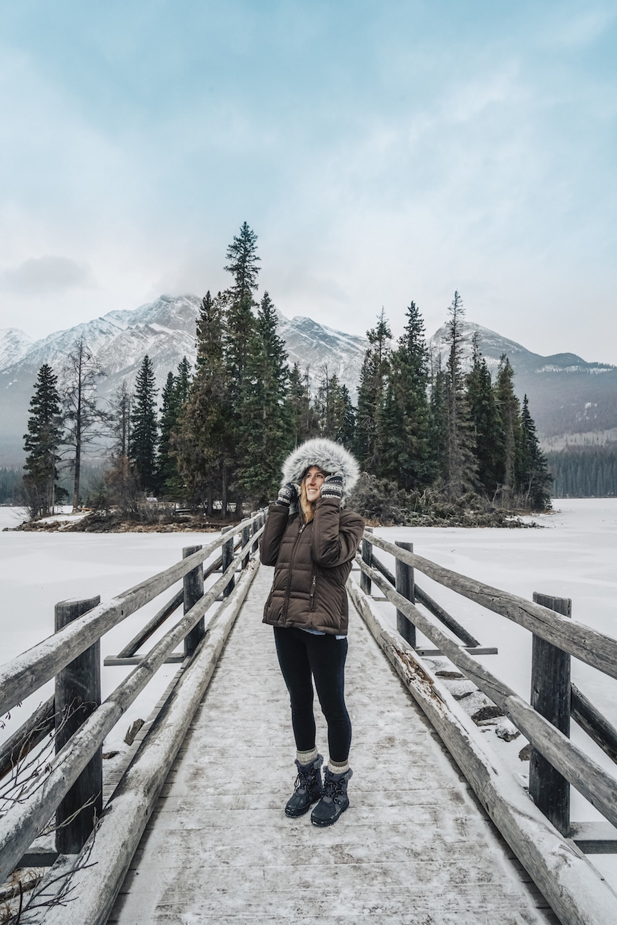 Banff Winter Photography Guide: 10 Spots You Won't Want to Miss 