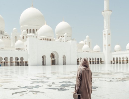 Everything You Need to Know Before Visiting Abu Dhabi's Sheikh Zayed Mosque