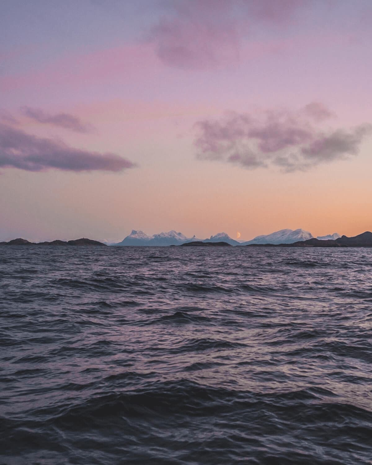 What it's Actually Like to Visit Norway in Winter (Spoiler Alert: The Sun Doesn't Rise)! Visiting Norway in Winter | Where to see the Northern Lights | Norway in December | Christmas in Norway | Polar Night | Arctic Circle in Winter | Where the sun doesn't rise | How dark is Norway in winter | What to do in Norway winter | 