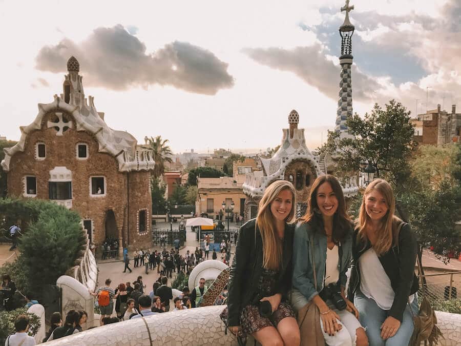 Barselona, İspanya'da kızlar gezisi