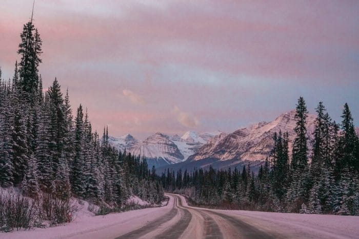 Sunset over the Icefields Parkway in Alberta, Canada - where to stay in Banff
