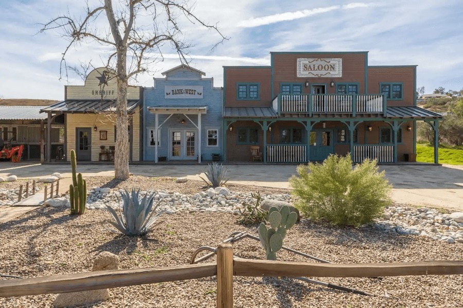 Old West ghost town Airbnb