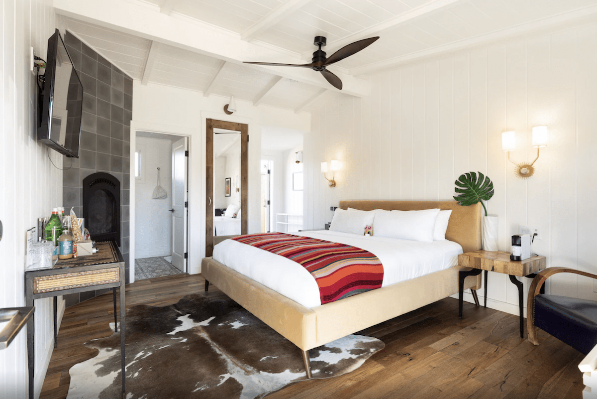 Guest room interior at the Skyview Motel