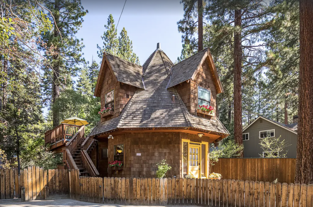 Gingerbread Cottage exterior in lake tahoe - unique places to stay in California