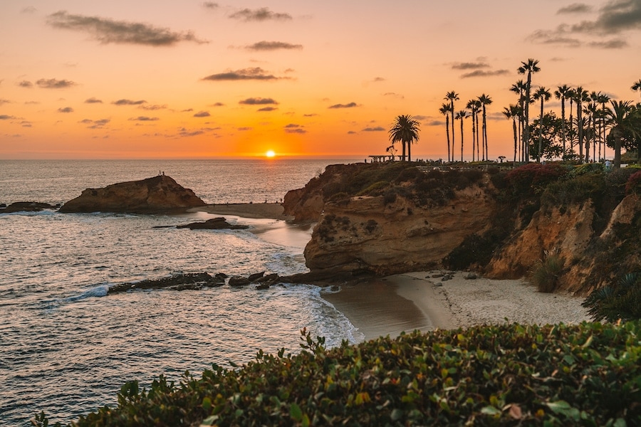 Relaxing Drive on Sunset Boulevard in Los Angeles at Sunset time, ASMR, calming