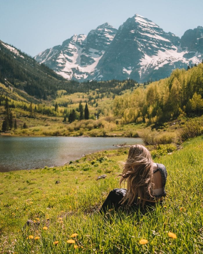 Mountain and lake scenic view at Maroon Bells, Aspen