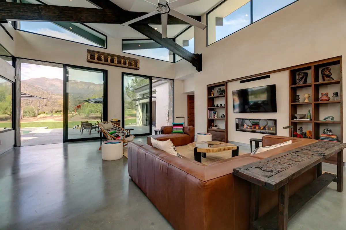 Living room in Airbnb in Ojai