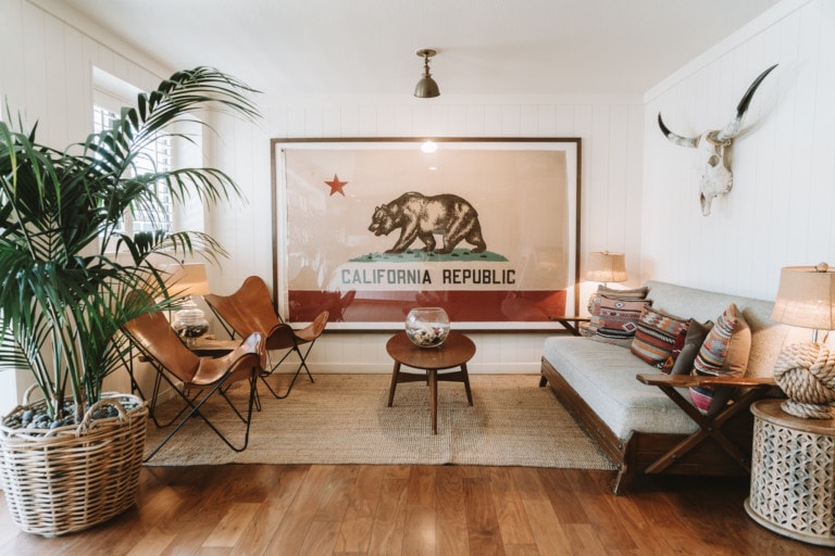 Lobby for Laguna Beach House guide