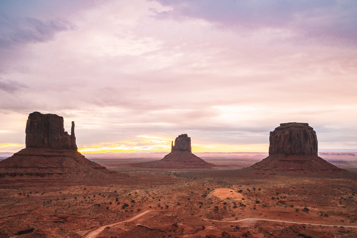 Monument Valley for Utah Bucket List blog