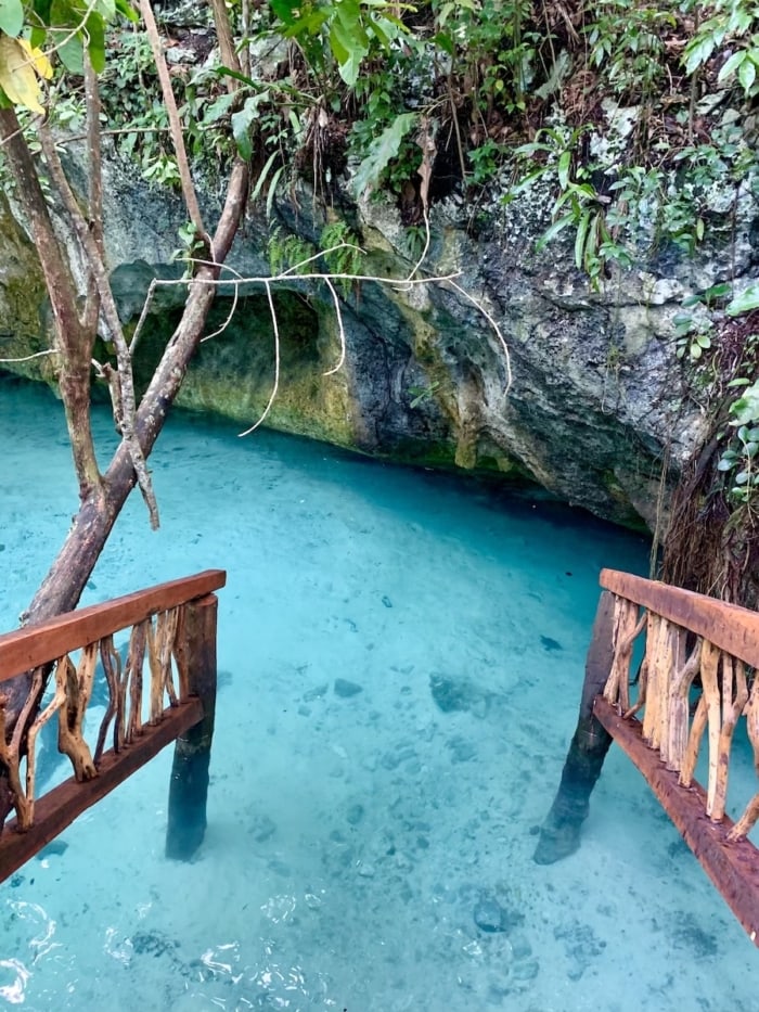 Blue crystal clear water at the Gran Cenote