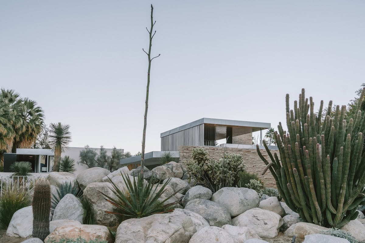 Exterior of the Kaufmann Residence (Richard Neutra – 1946)