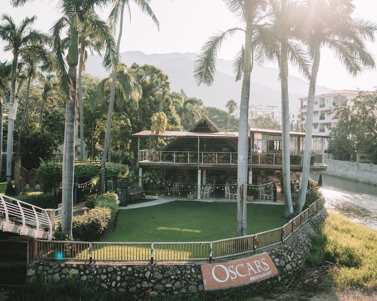 Outside view of Oscar's restaurant along the malecon in Puerto Vallarta