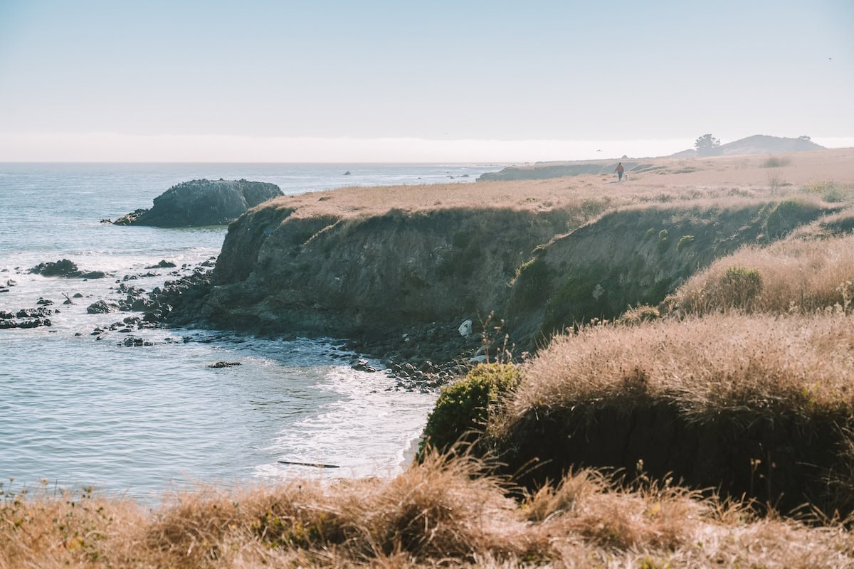 Bluff walk coastal trail Bluff walk coastal trail in Cayucos, California