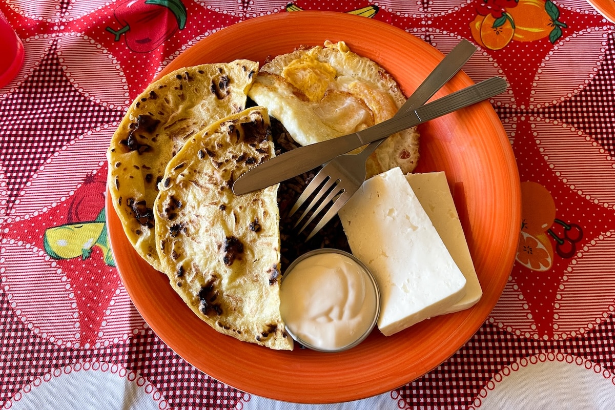 Local Costa Rican breakfast Local Costa Rican breakfast from Rosi's Soda Tica in Nosara