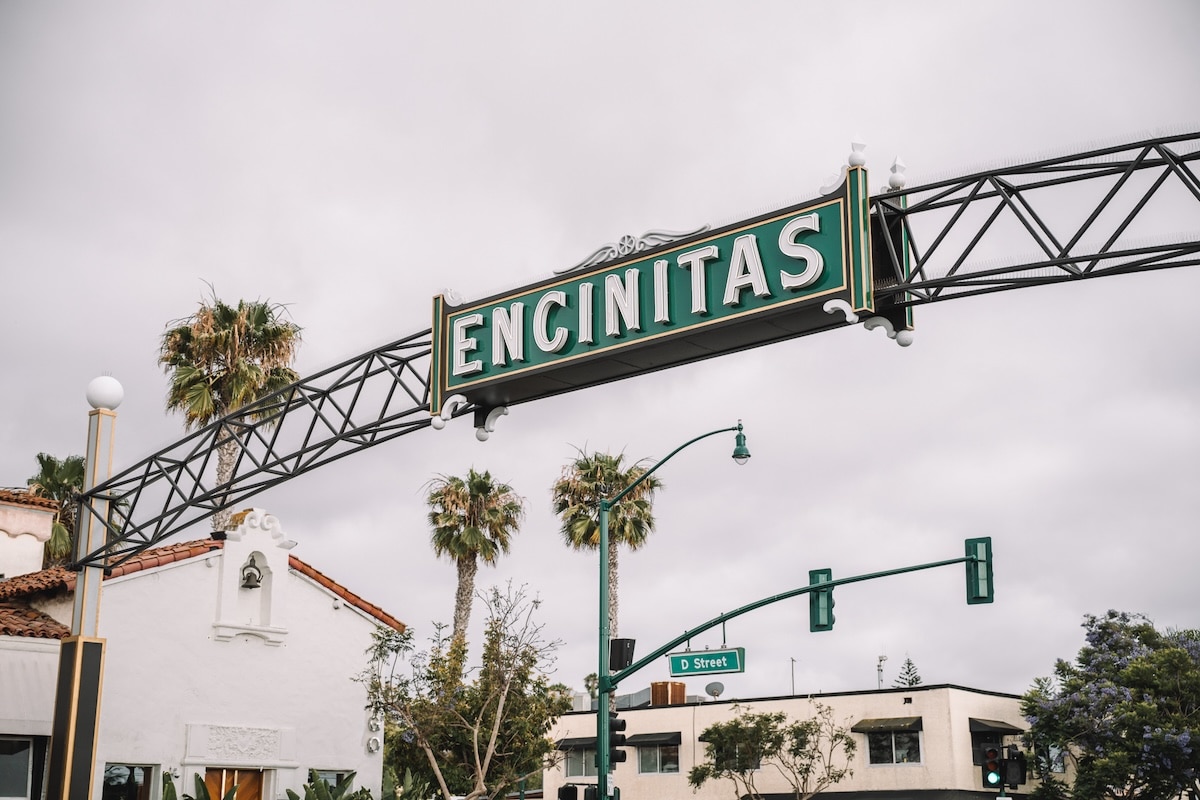 Encinitas sign Encinitas sign that sits over the main street in town
