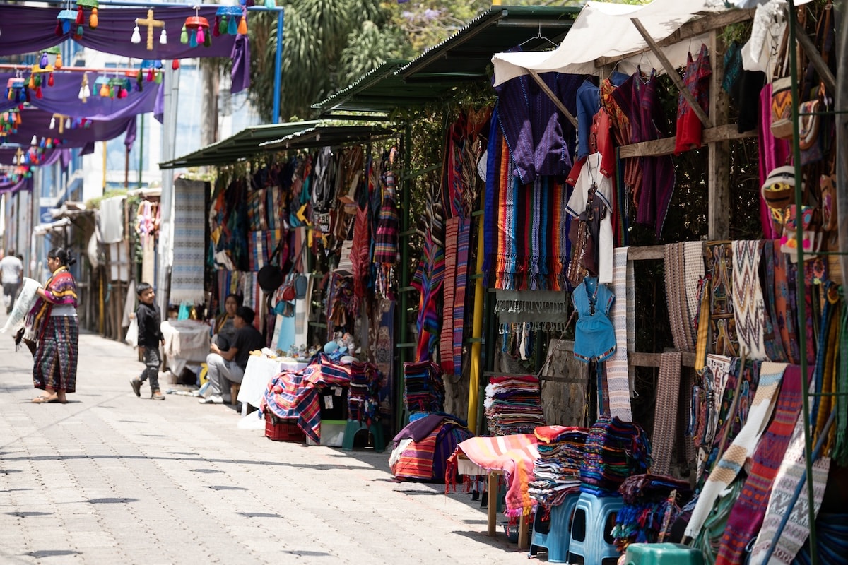 Roadside artisan market Roadside artisan market full of purple hues in Santa Catarina Palopó