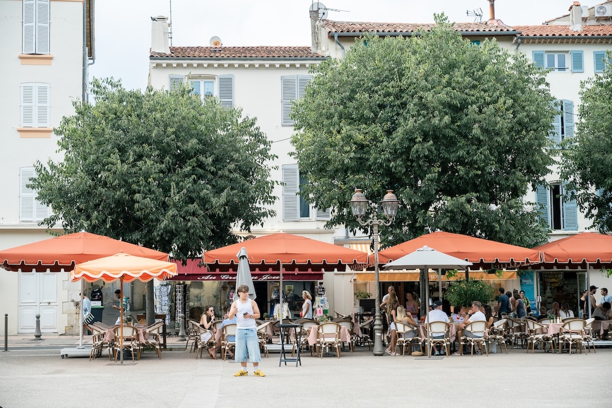 Place Nationale Antibes Place Nationale, Antibes